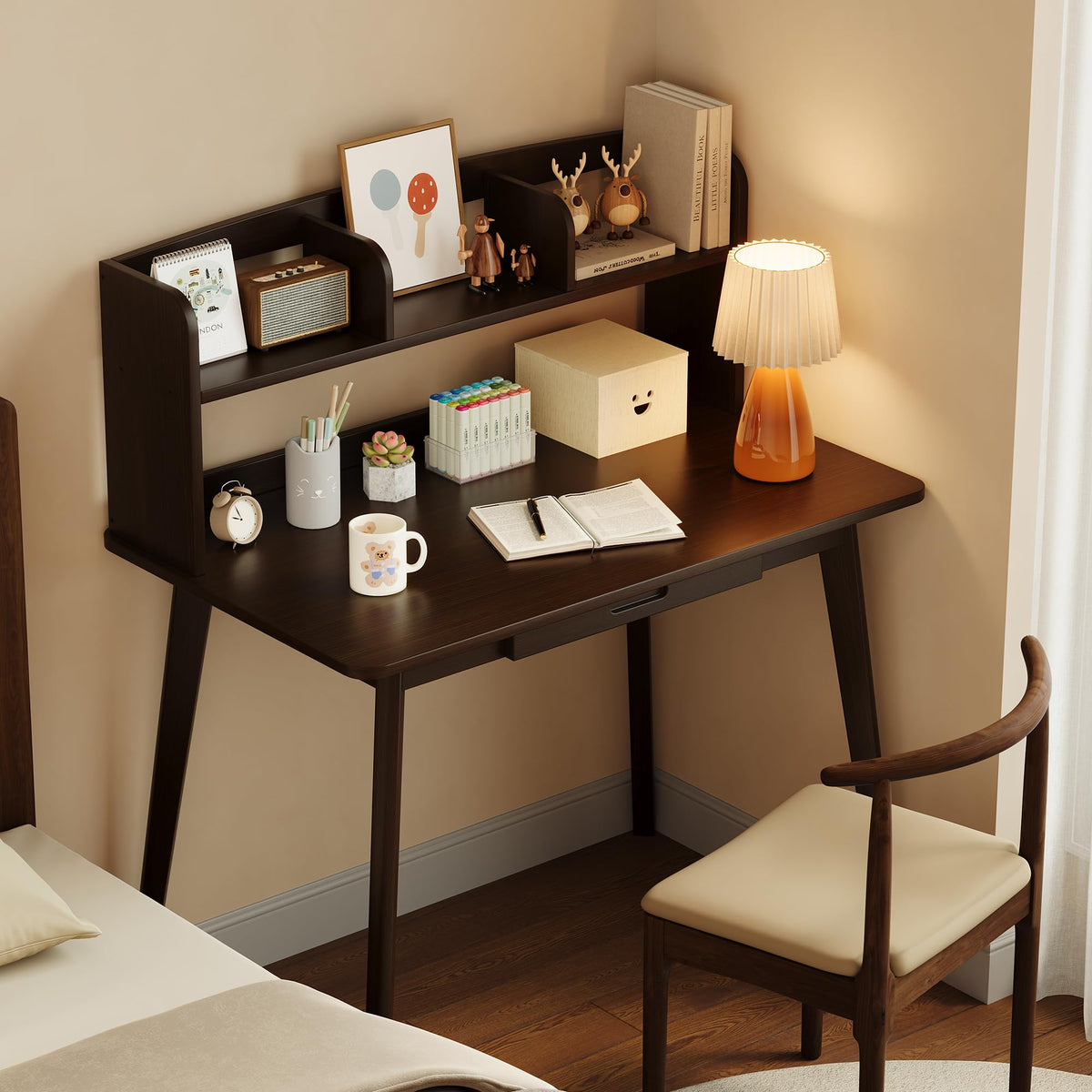 Small Writing Desk with Hutch E8256